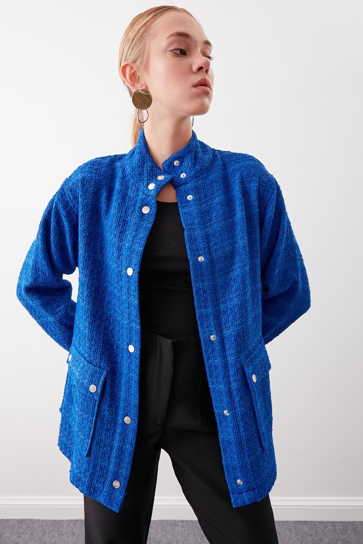JACKET WITH BUTTON POCKET
