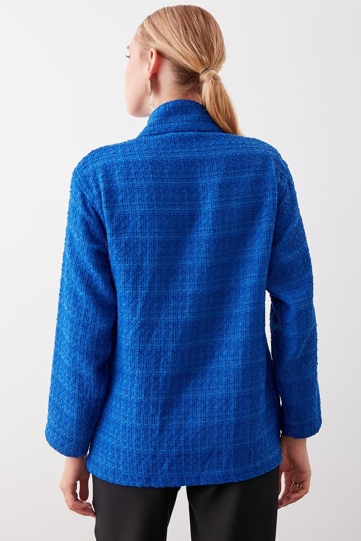 JACKET WITH BUTTON POCKET