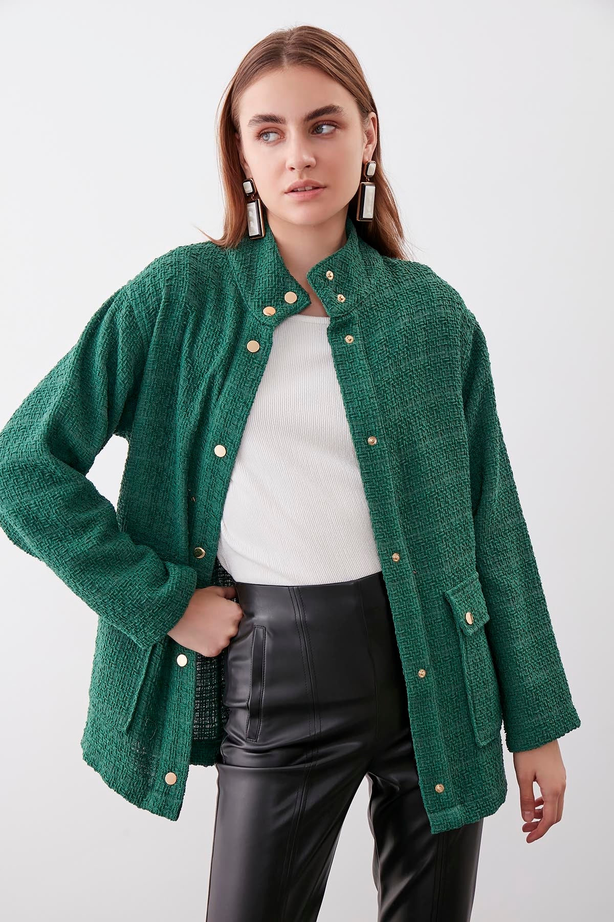 JACKET WITH BUTTON POCKET
