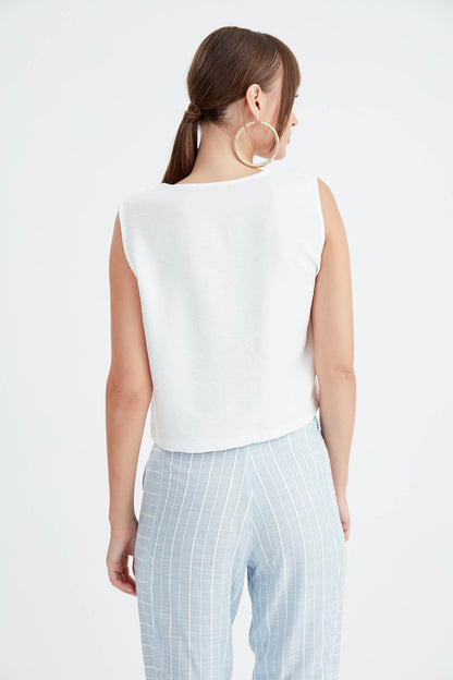CROP VEST WITH BUTTONS