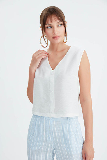 CROP VEST WITH BUTTONS