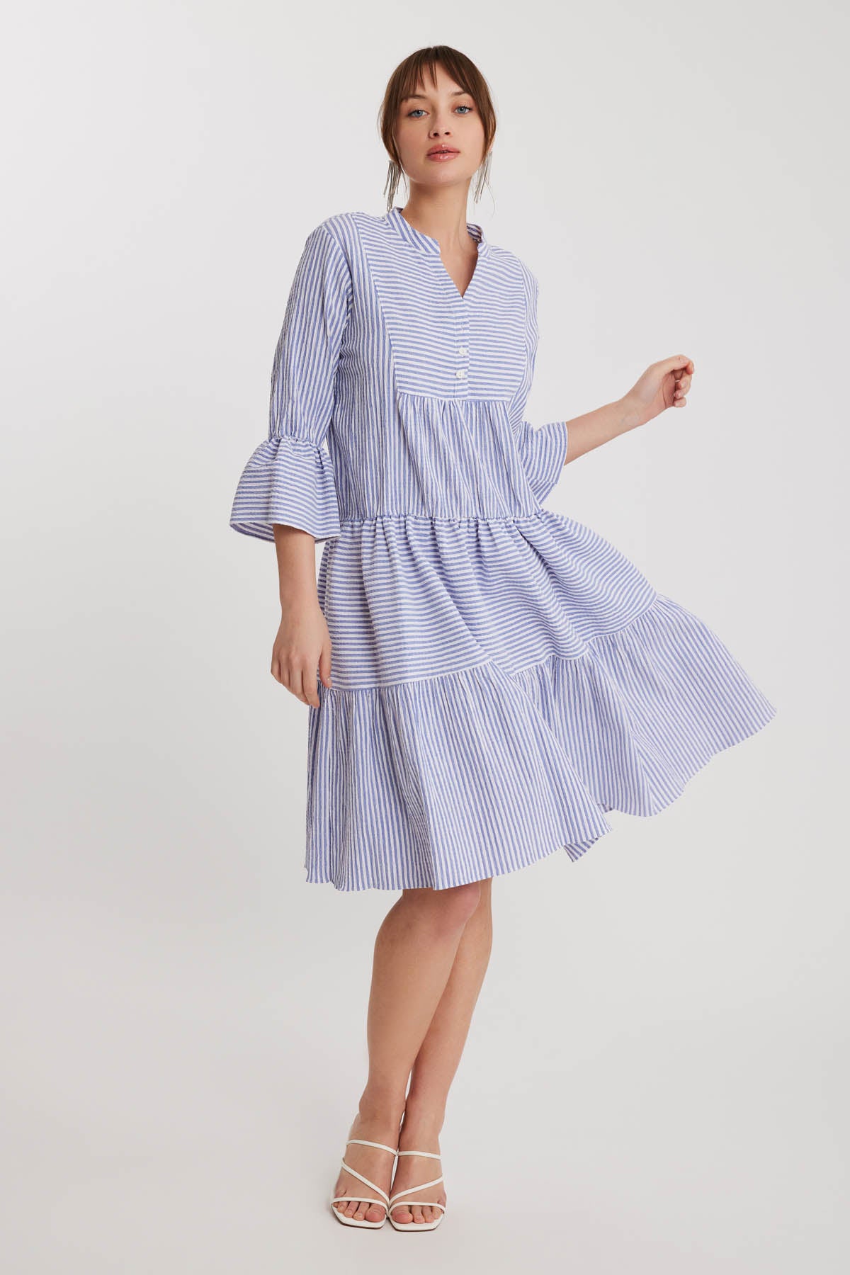 BUTTONED JUDGE COLLAR DRESS FRILLY SLEEVE