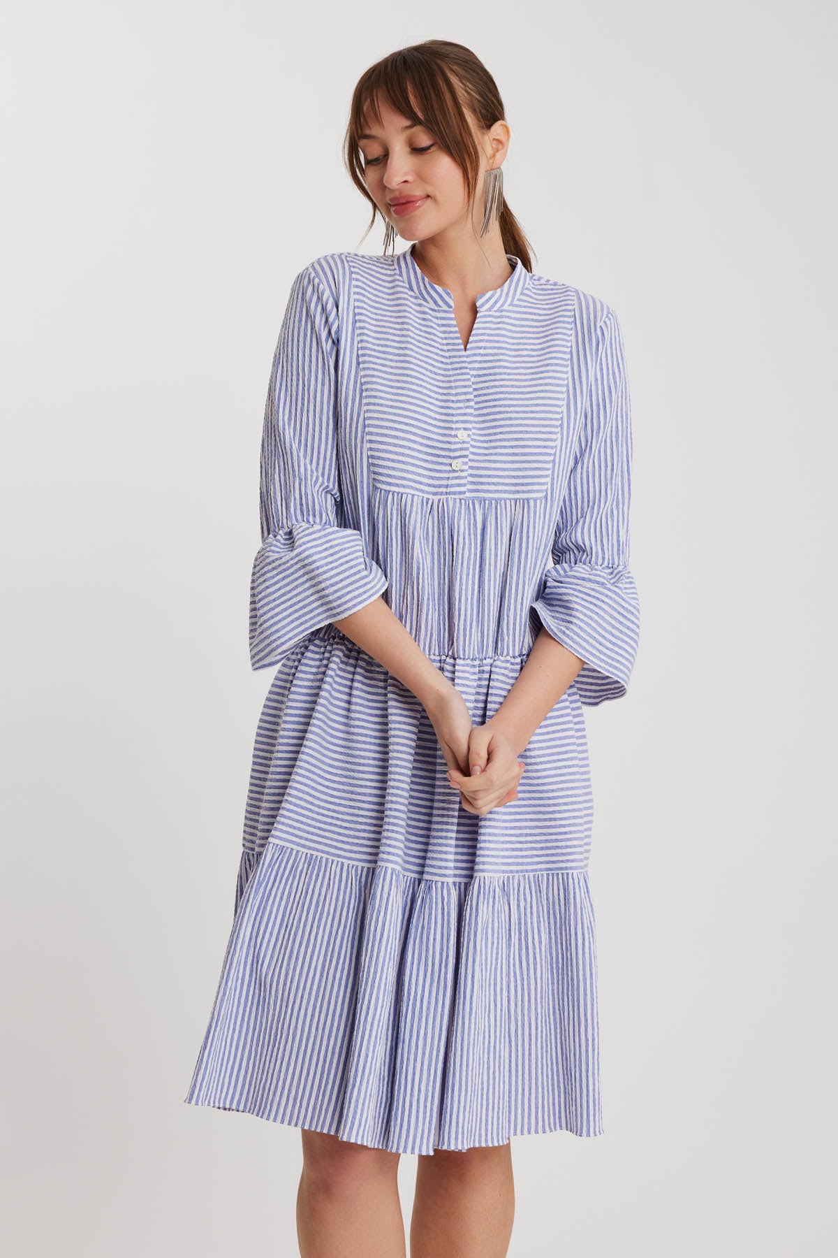 BUTTONED JUDGE COLLAR DRESS FRILLY SLEEVE