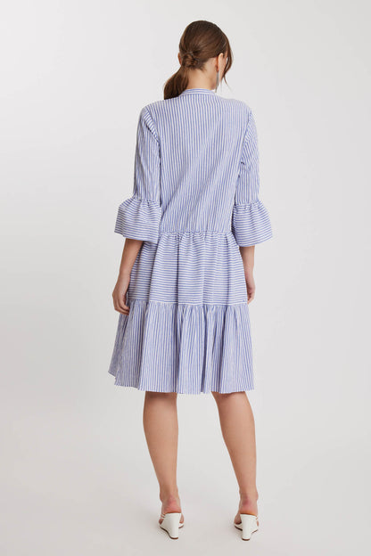 BUTTONED JUDGE COLLAR DRESS FRILLY SLEEVE