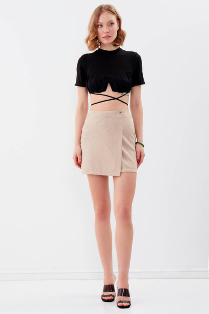 MINI-SKIRT WITH BUTTON