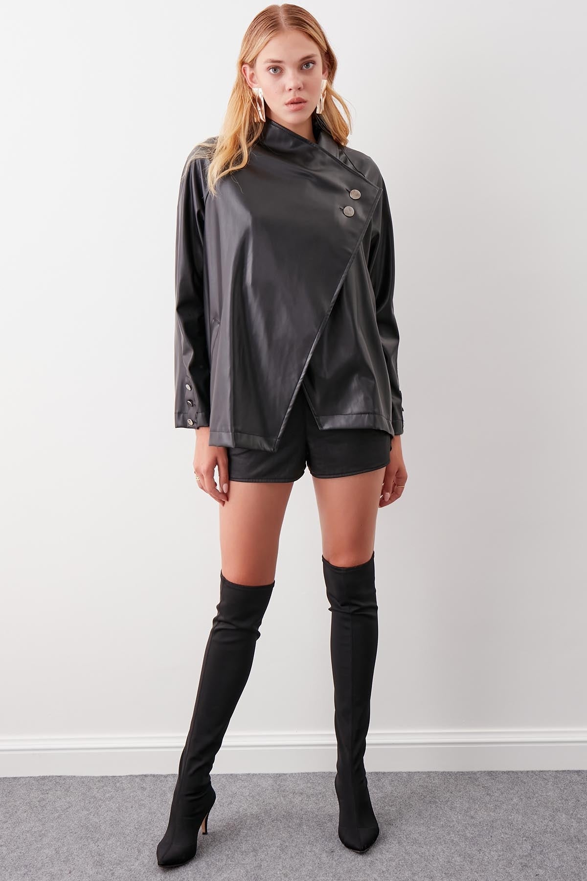BUTTONED SHAWL COLLAR LEATHER JACKET