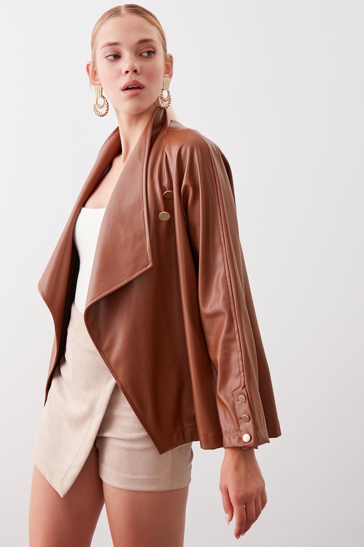 BUTTONED SHAWL COLLAR LEATHER JACKET
