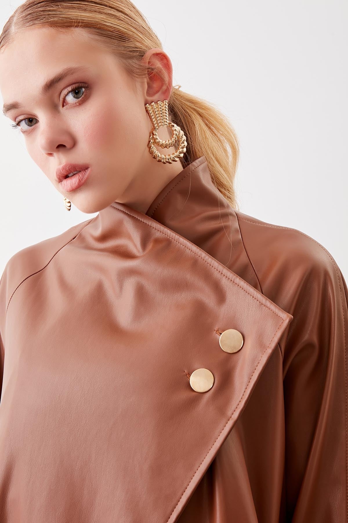 BUTTONED SHAWL COLLAR LEATHER JACKET