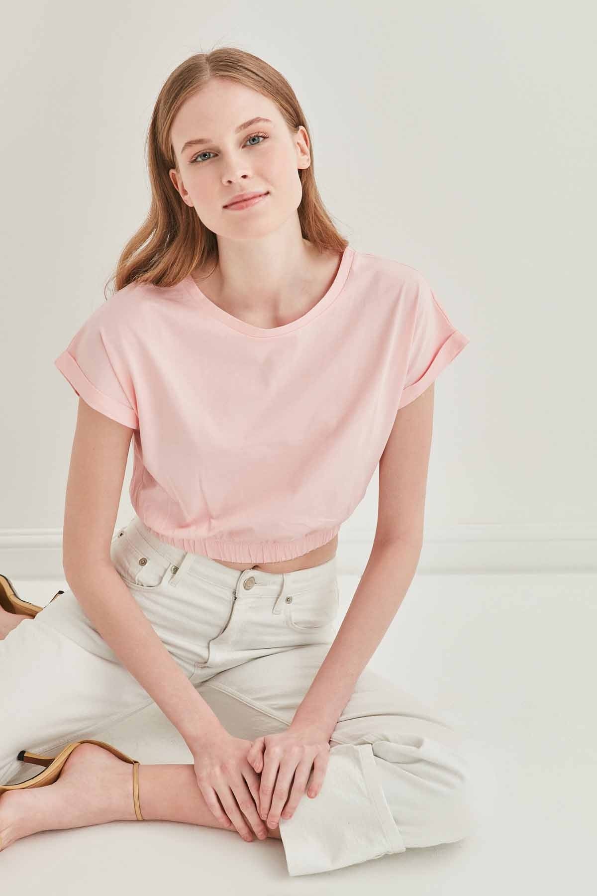 LOW SLEEVE ELASTANE WAIST TOP