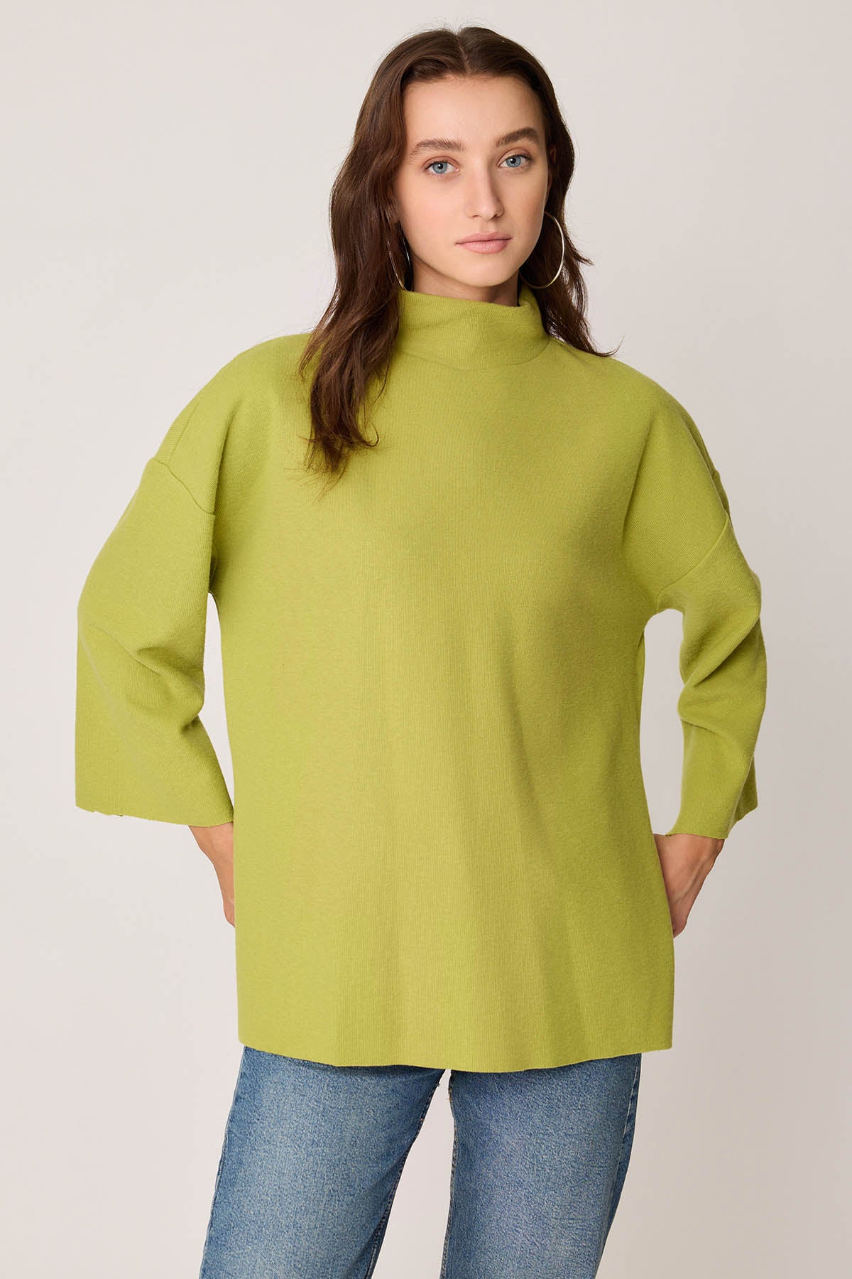 LOW SLEEVE SIDE SPLIT KNITTED COMFY BLOUSE