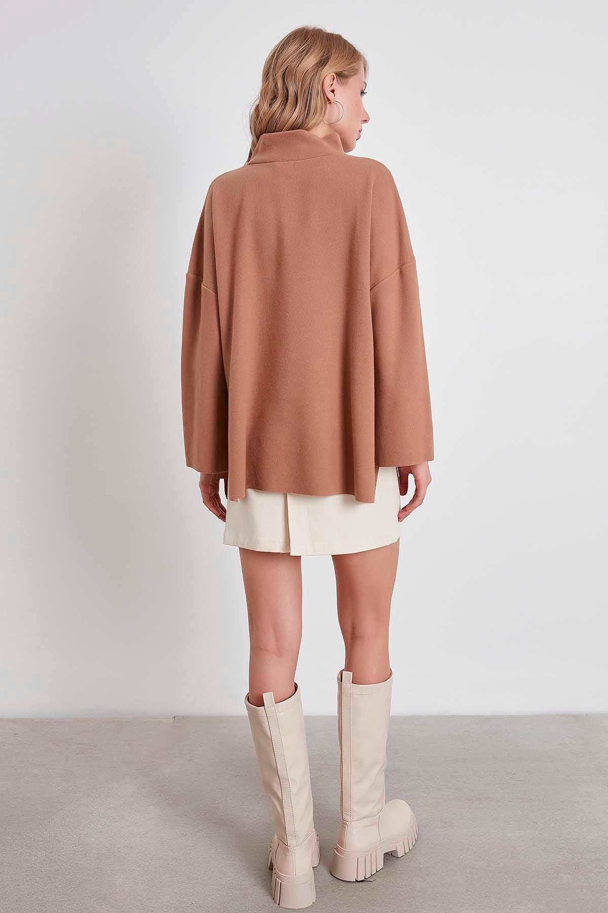 LOW SLEEVE SIDE SPLIT KNITTED COMFY BLOUSE