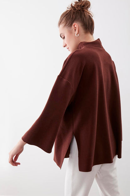 LOW SLEEVE SIDE SPLIT KNITTED COMFY BLOUSE