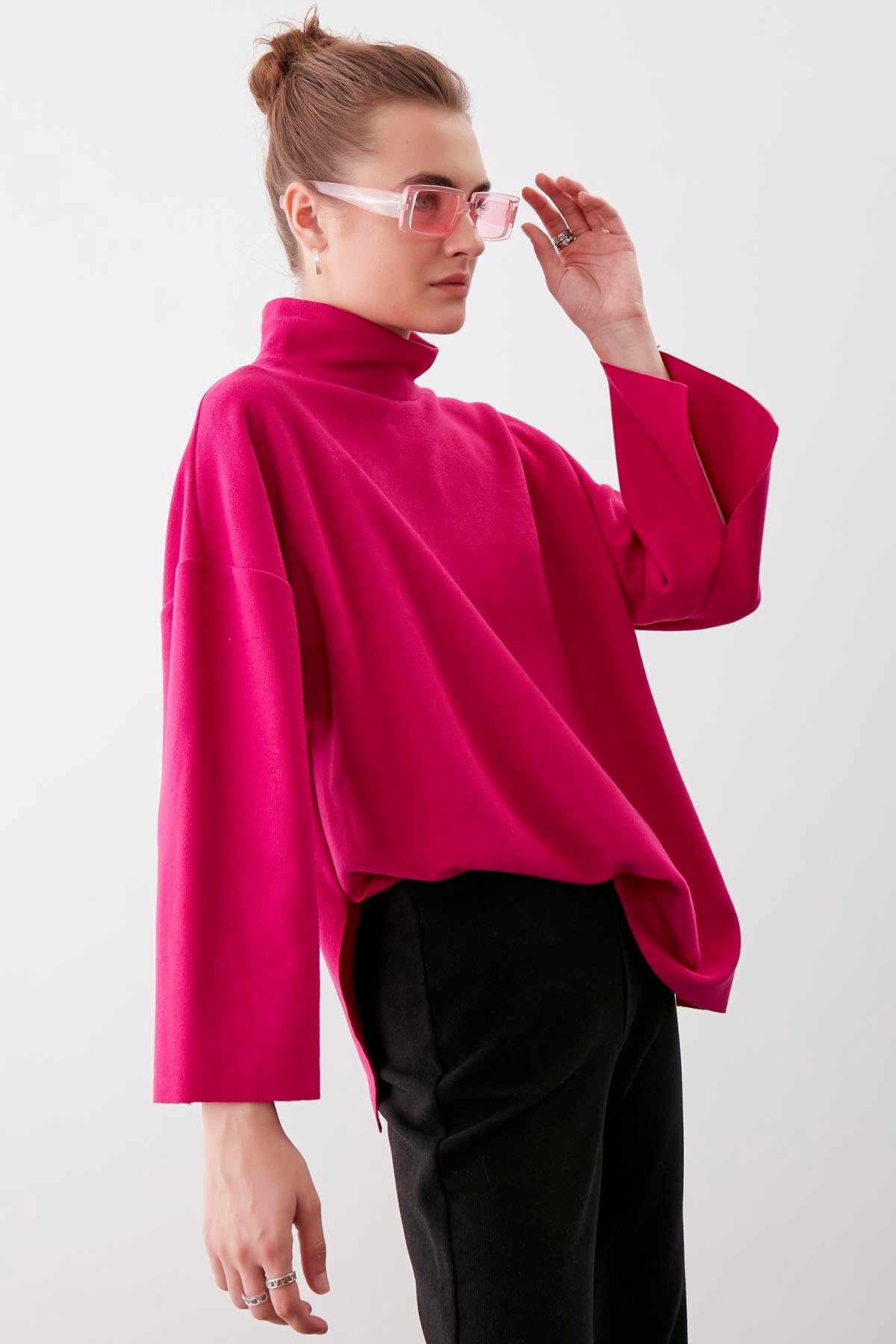 LOW SLEEVE SIDE SPLIT KNITTED COMFY BLOUSE