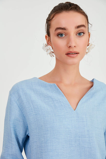 LOW SHOULDER JUDGE COLLAR BLOUSE