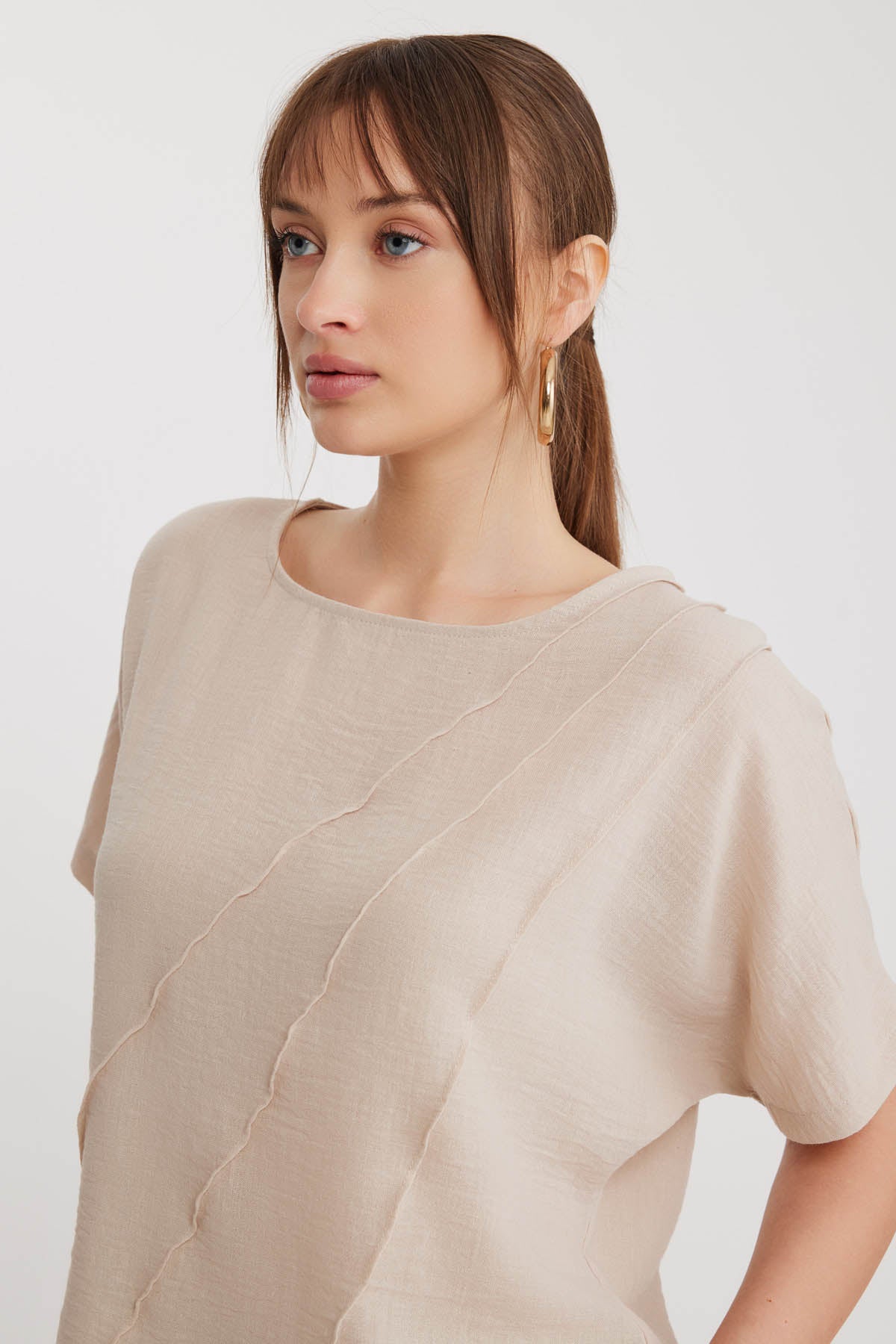 LOW SHOULDER DETAIL BLOUSE