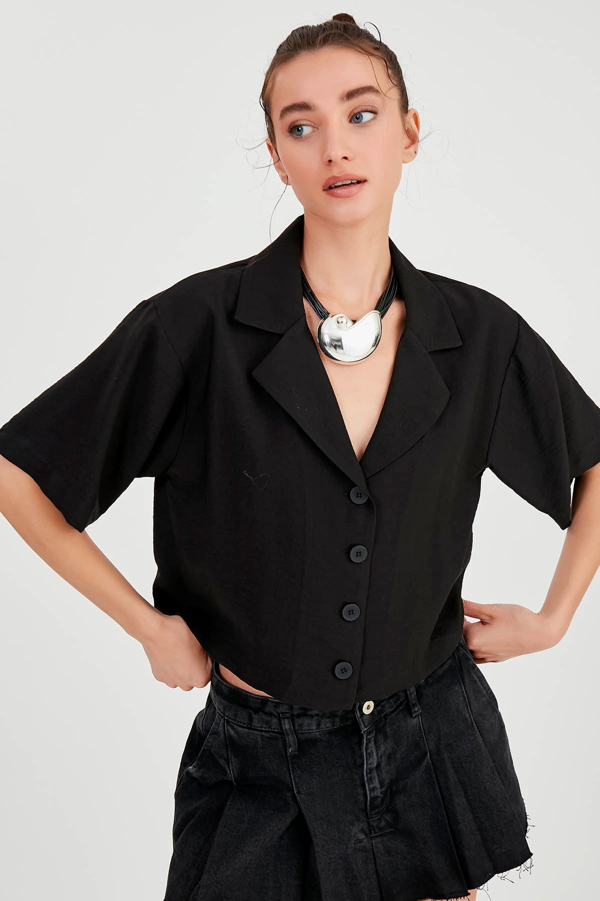 LOW SHOULDER LOOSE SHIRT