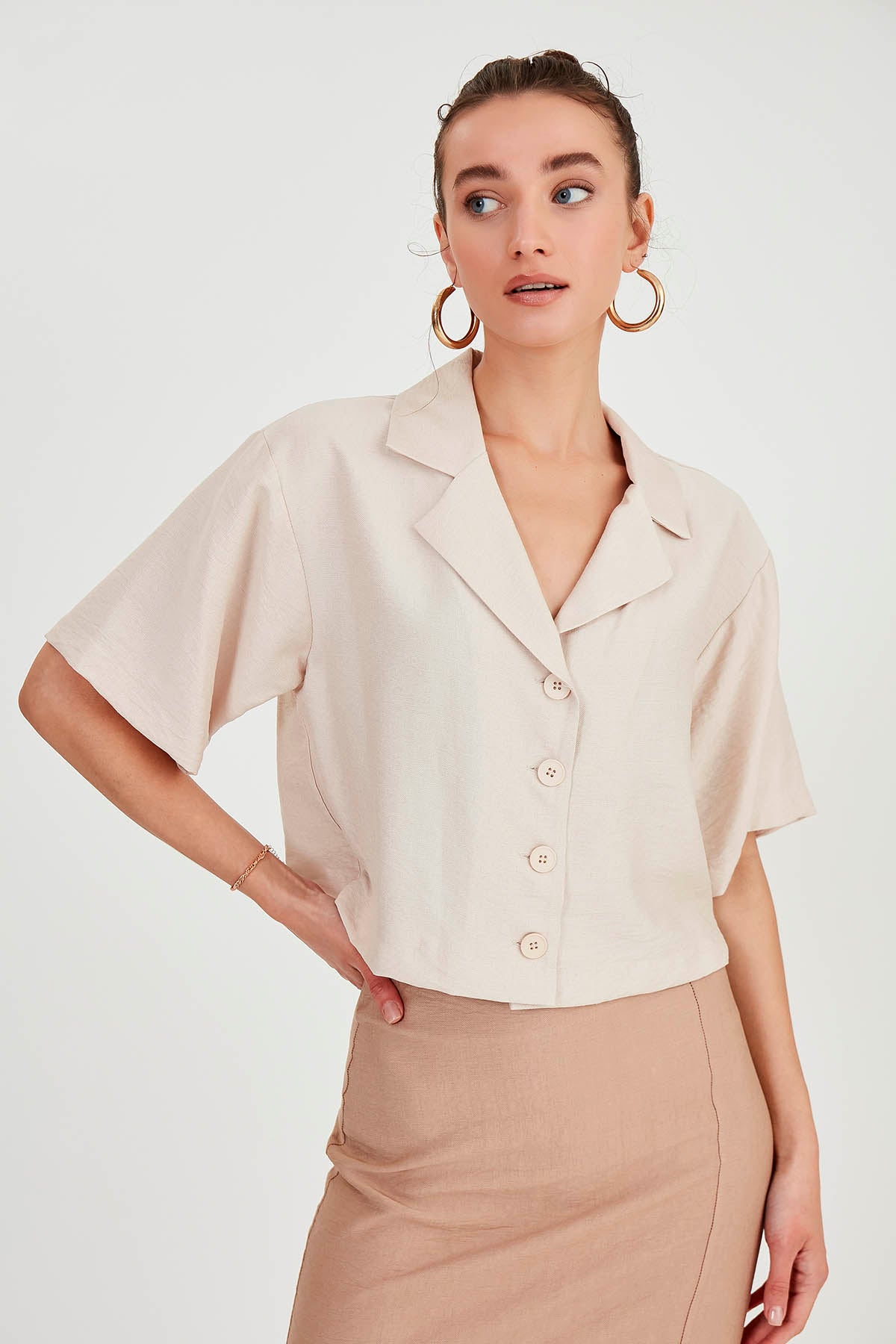 LOW SHOULDER LOOSE SHIRT