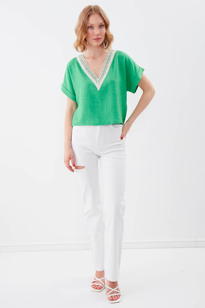 LOW SHOULDER V COLLAR PLEATED BLOUSE