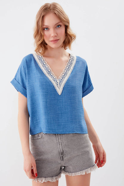 LOW SHOULDER V COLLAR PLEATED BLOUSE