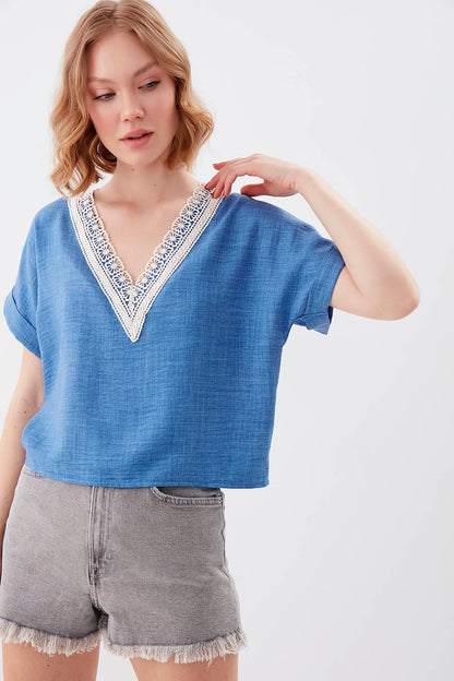 LOW SHOULDER V COLLAR PLEATED BLOUSE