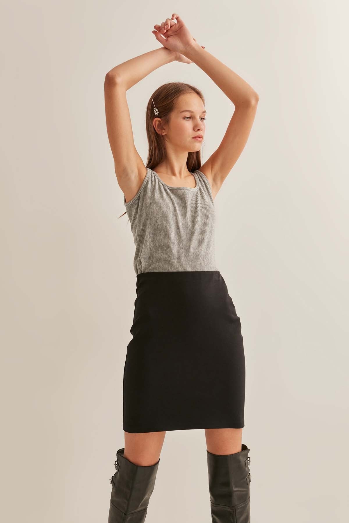 KNEE-TOP SKIRT
