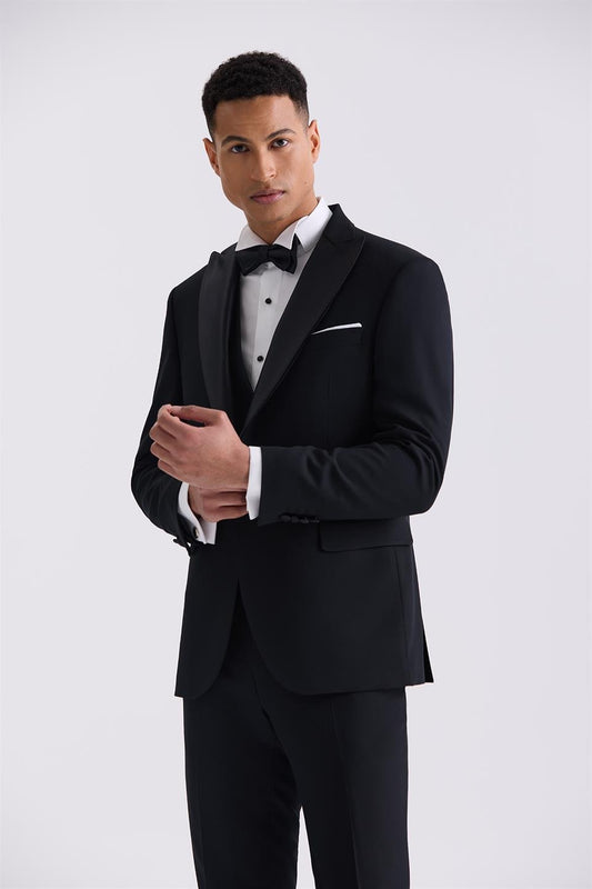 Black Slim Fit Sharp Collar Smokin Suit
