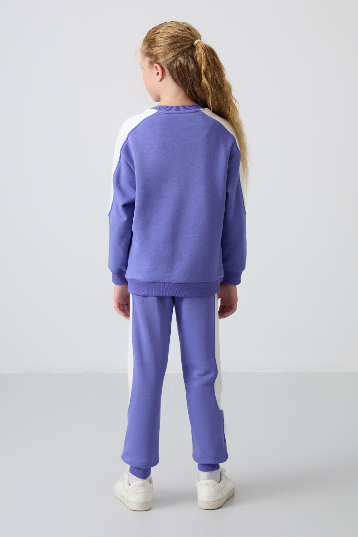 Plush Cotton Fleece-Lined Soft Textured Standard Fit Printed Girls' Tracksuit Set - 75170