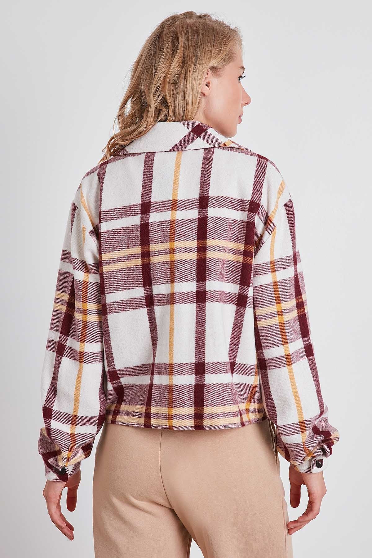PLAID PATTERN POCKET CROP LUMBERJACK SHIRT