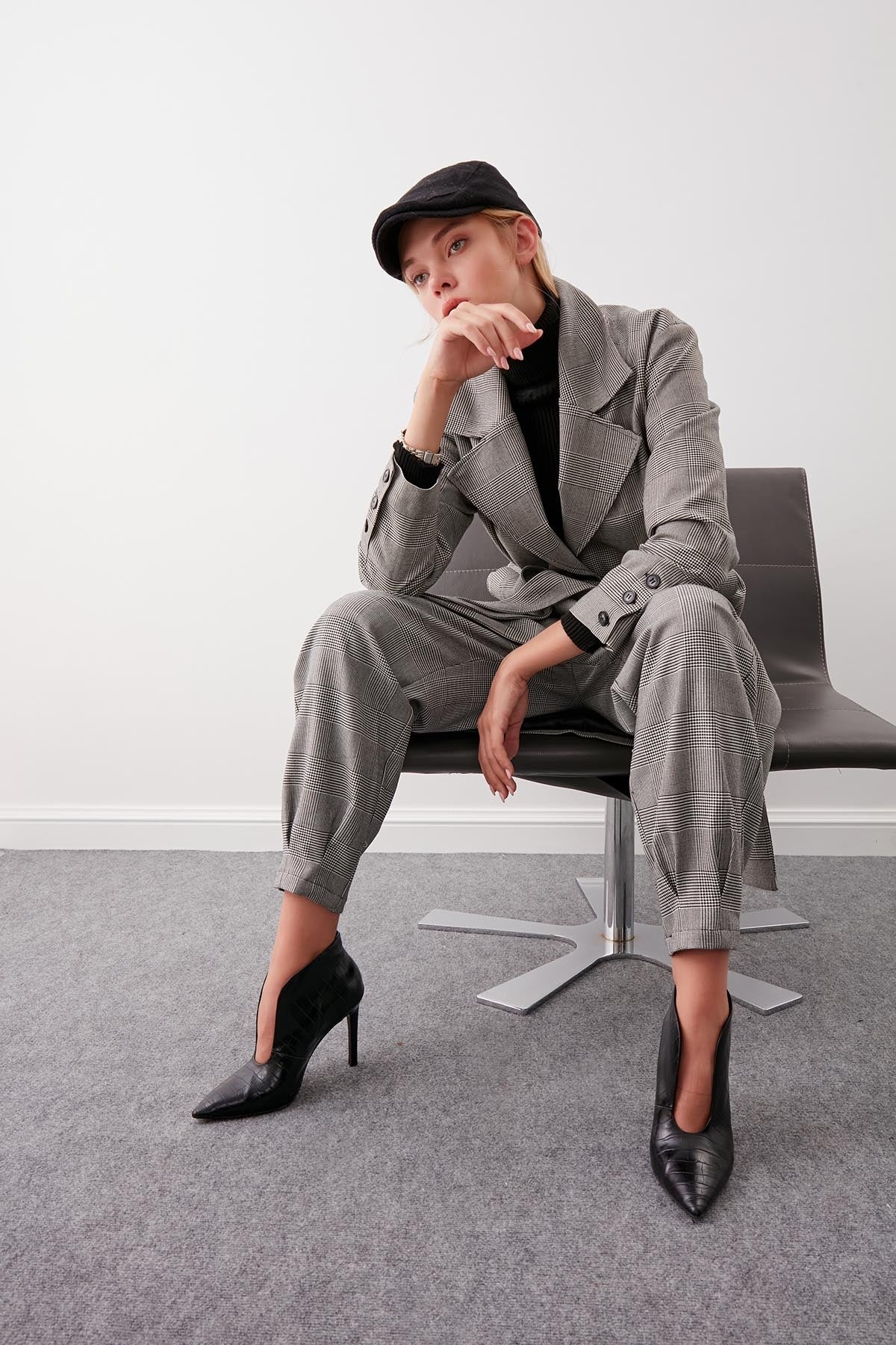 LONG PLAID TRENCH COAT WITH PATTERN