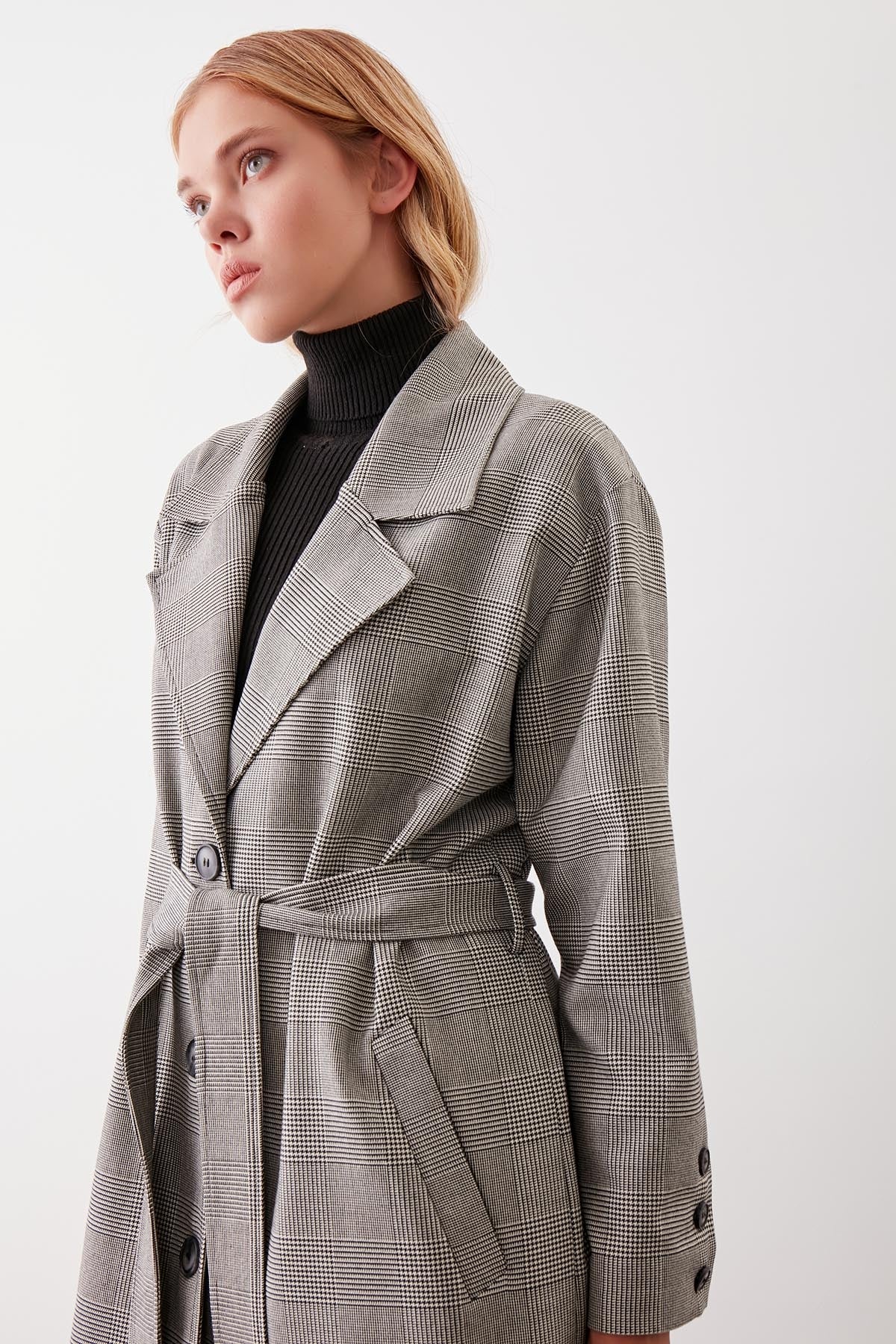 LONG PLAID TRENCH COAT WITH PATTERN