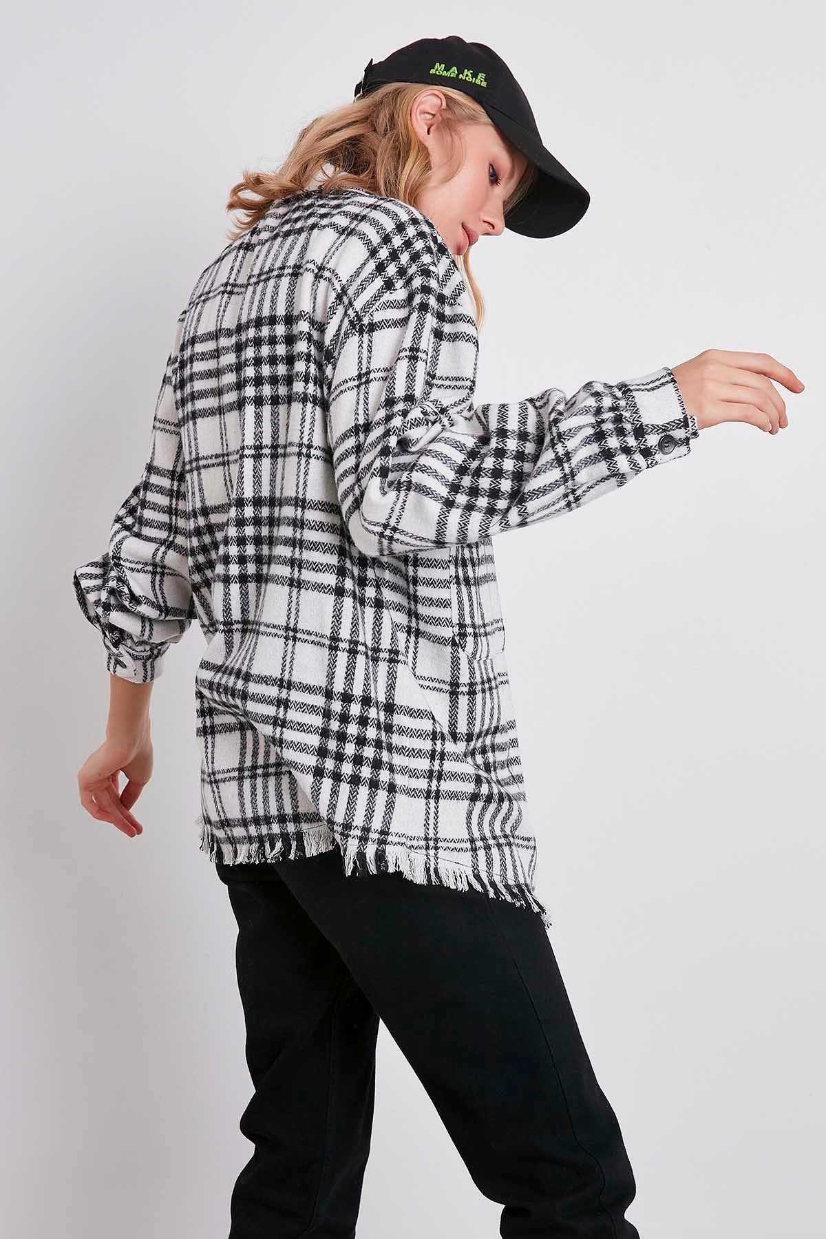 PLAID TASSEL DETAILED LUMBERJACK SHIRT