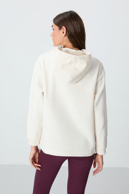 Ecru Thick Soft Textured Hooded Oversize Embroidered Fleece Women's Sweatshirt - 97292