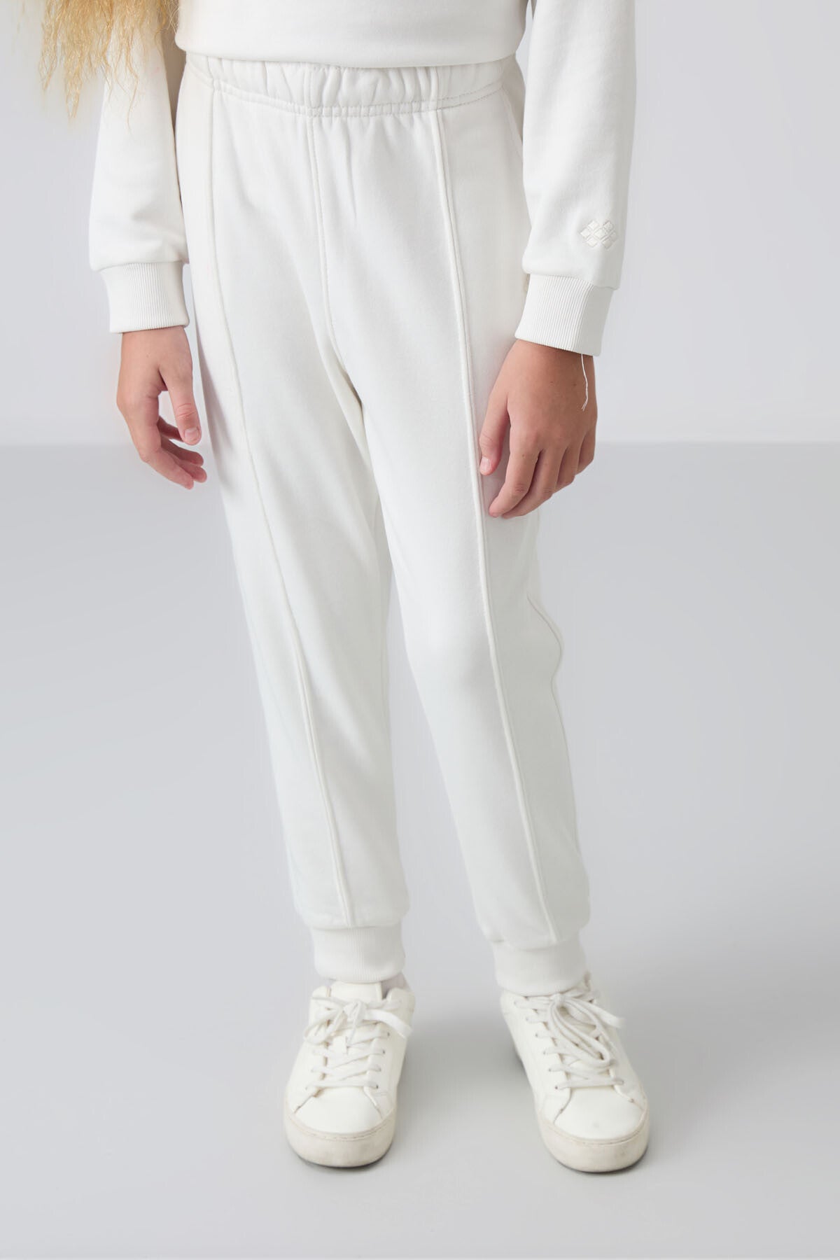 Ecru Cotton Fleece-Lined Soft Textured Oversize Embroidered Girls' Tracksuit Set - 75145