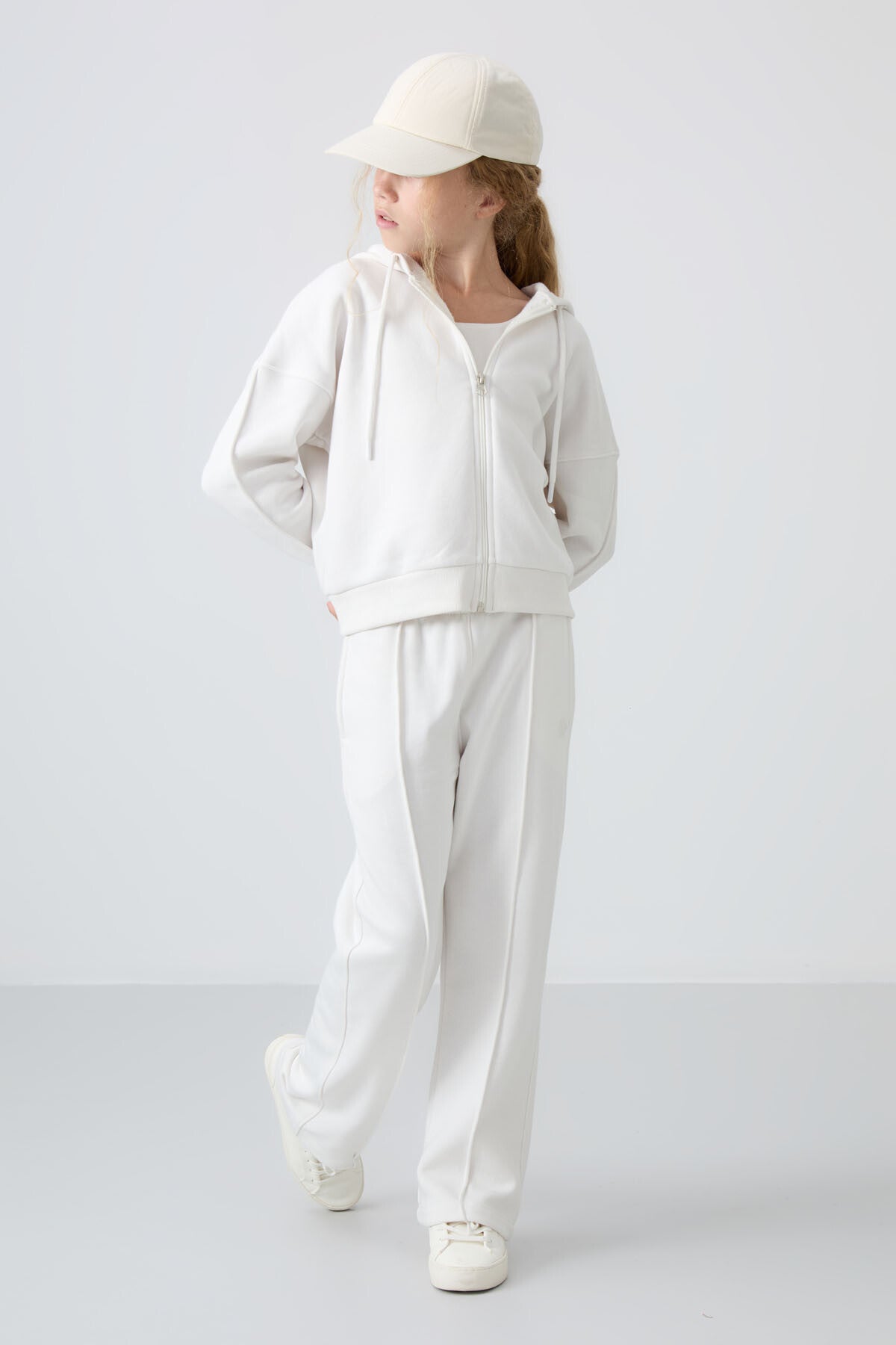 Light Beige Cotton Fleece-Lined Soft Textured Standard Fit Embroidered Girls' Tracksuit Set - 75161