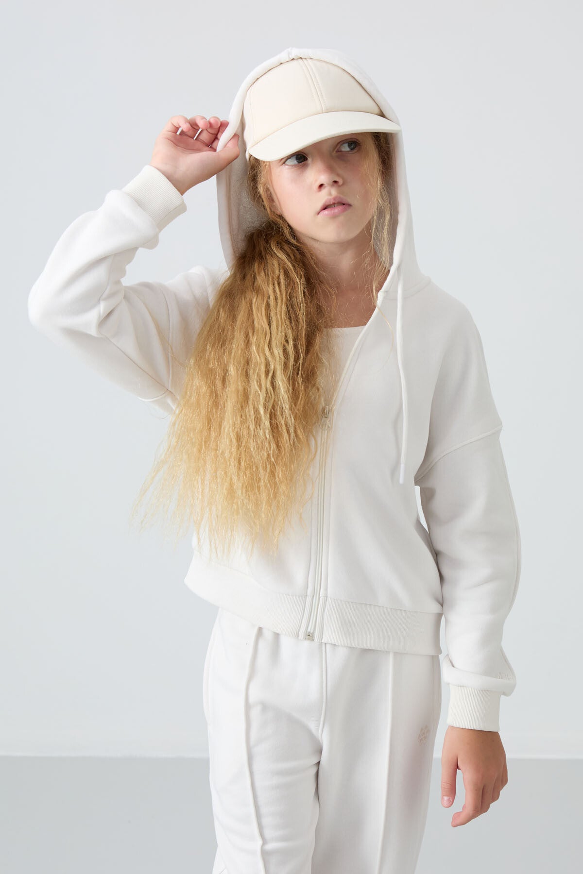 Light Beige Cotton Fleece-Lined Soft Textured Standard Fit Embroidered Girls' Tracksuit Set - 75161