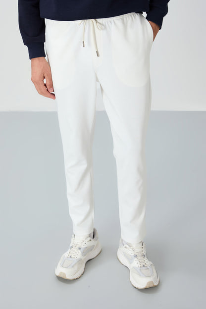 Ecru Textured Surface Standard Fit Men's Tracksuit Bottom - 82155