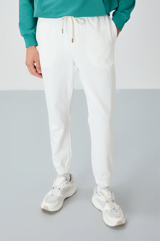 Ecru Textured Surface Standard Fit Men's Tracksuit Bottom - 82156