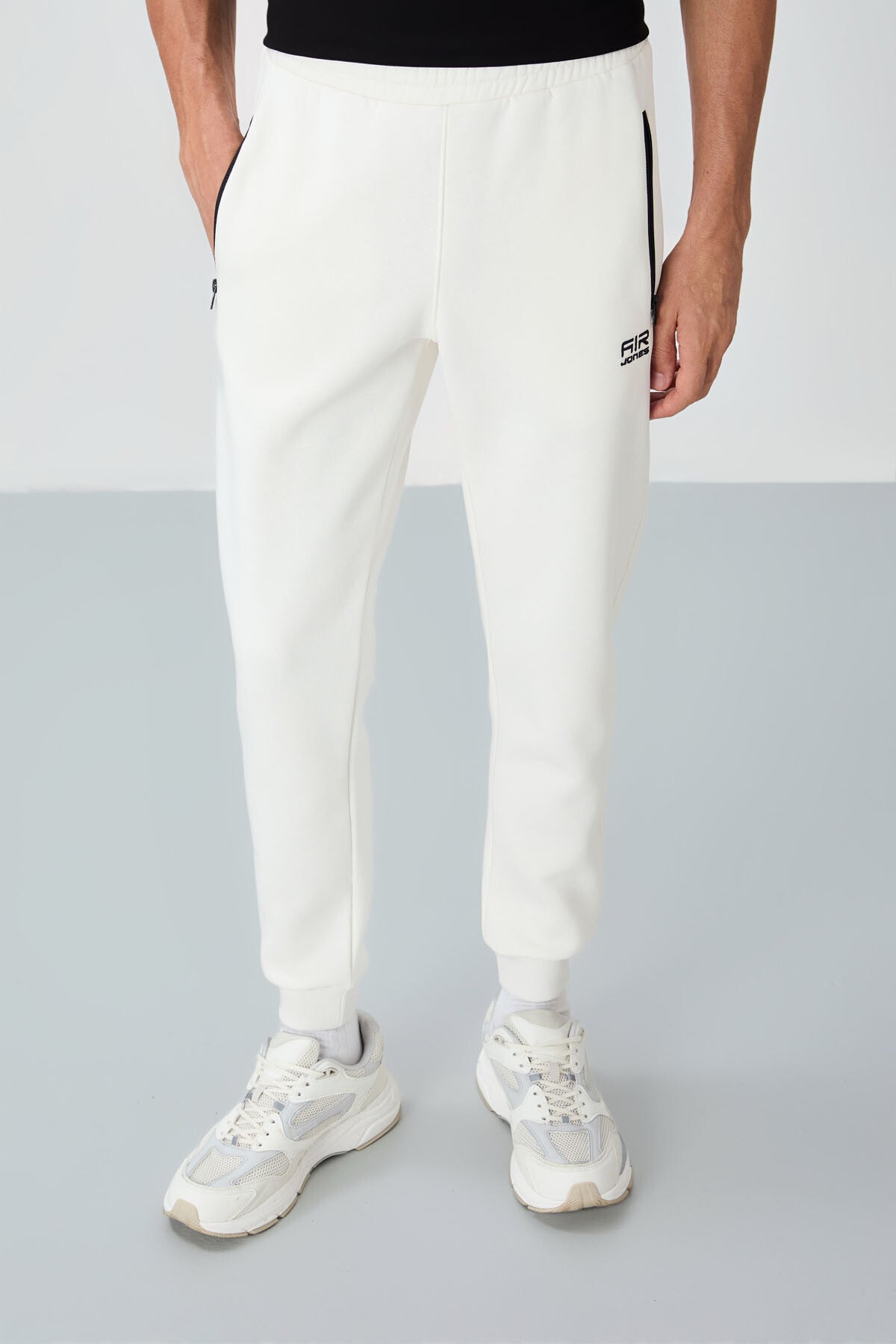Cesar Ecru Beige Striped Men's Tracksuit Bottom - 84929