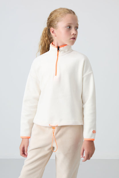 Ecru Thick Soft Textured Standard Fit Embroidered Fleece Girl's Sweatshirt - 75151