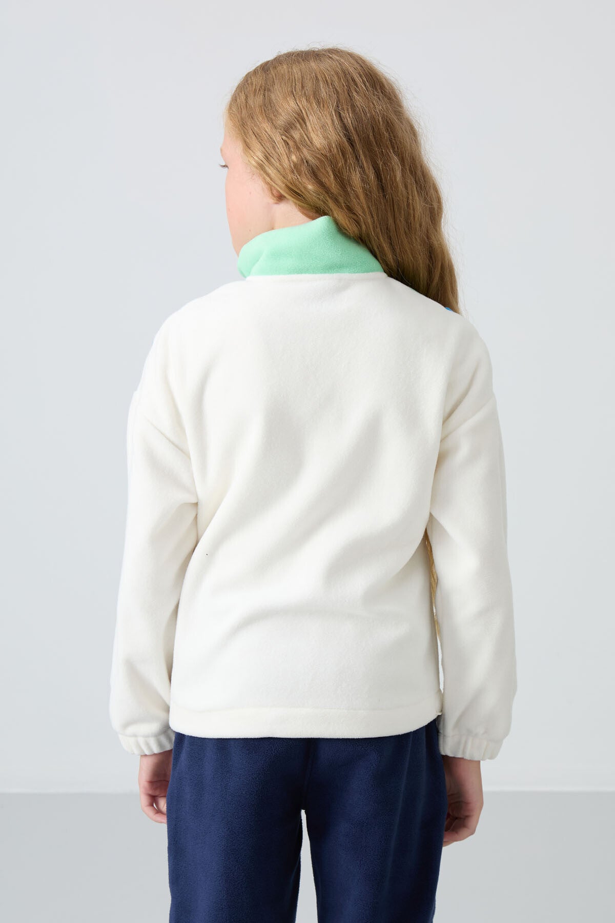 Ecru Thick Soft Textured Oversize Embroidered Fleece Girls' Sweatshirt - 75153