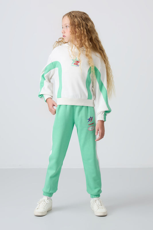 Ecru- Green Cotton Fleece-Lined Soft Textured Standard Fit Printed Girls' Tracksuit Set - 75166