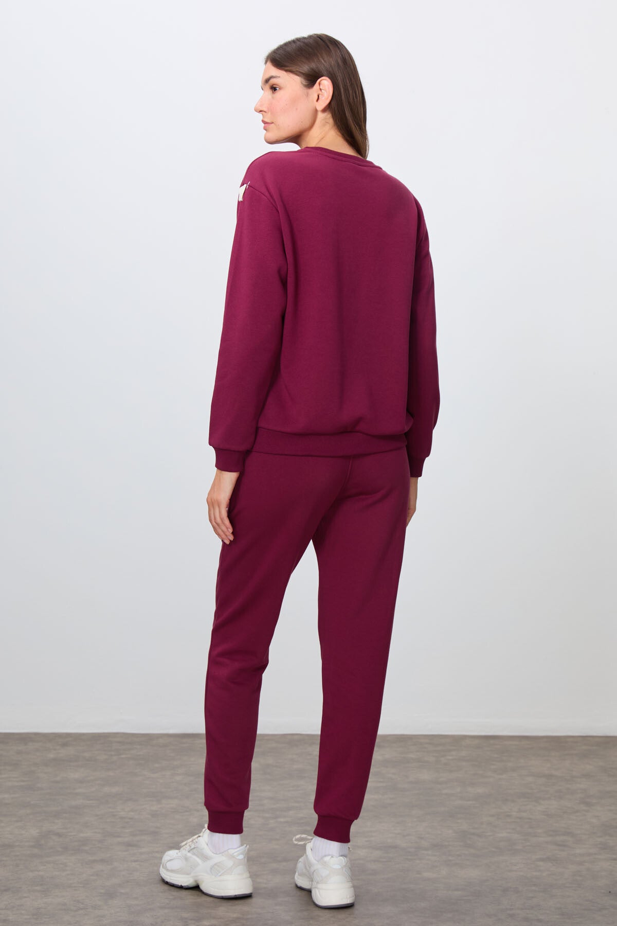 Purple Compact Cotton Thick Smooth Textured O-Collar Oversize Fit Women's Tracksuit Set - 95341