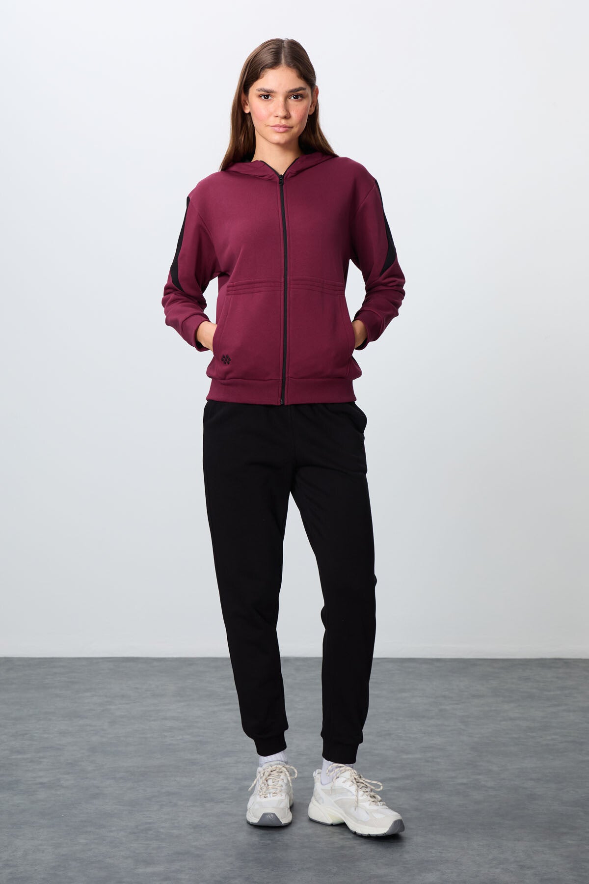 Purple-Black Compact Cotton Thick Smooth Textured Hooded Oversize Fit Women's Tracksuit Set - 95343
