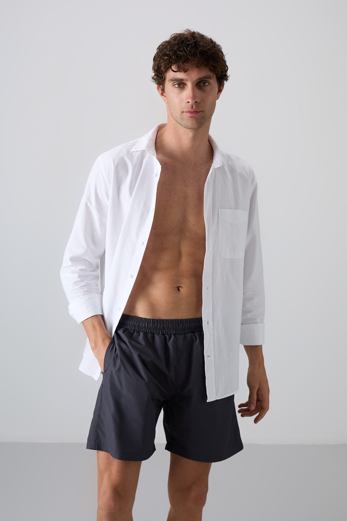 Quick-Drying Standard Fit Men's Swim Shorts - 81237