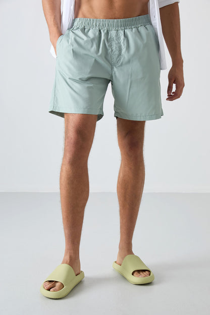 Fast Dry Standard Fit Men's Sea Shorts - 81237