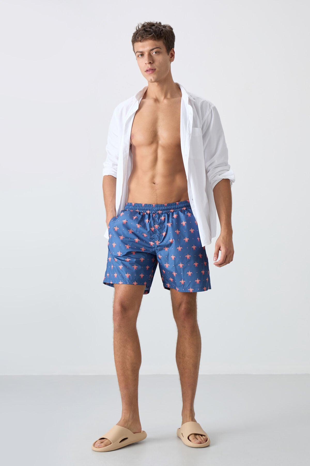 Caretta Patterned Quick-Drying Standard Fit Men's Swim Shorts - 81267