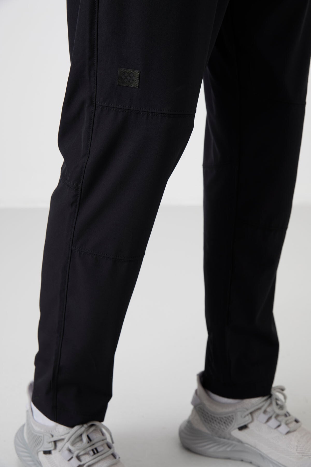 Black Polyester Thin Soft Comfort Fit Men's Tracksuit Bottom - 82120