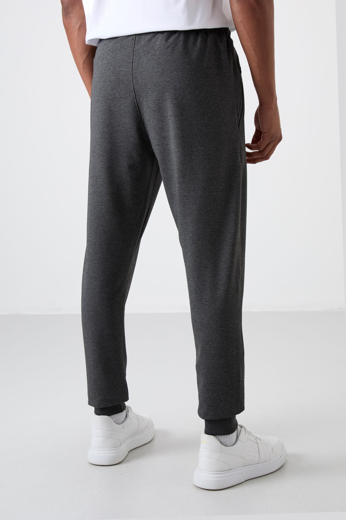 Anthracite Melange Cotton Soft Textured Standard Fit Embroidered Men's Tracksuit Bottom - 82133
