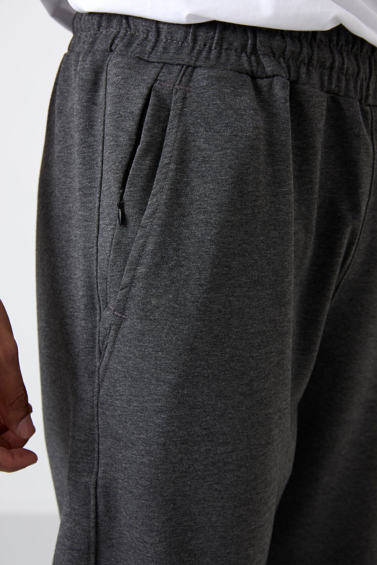 Anthracite Melange Cotton Soft Textured Standard Fit Embroidered Men's Tracksuit Bottom - 82133