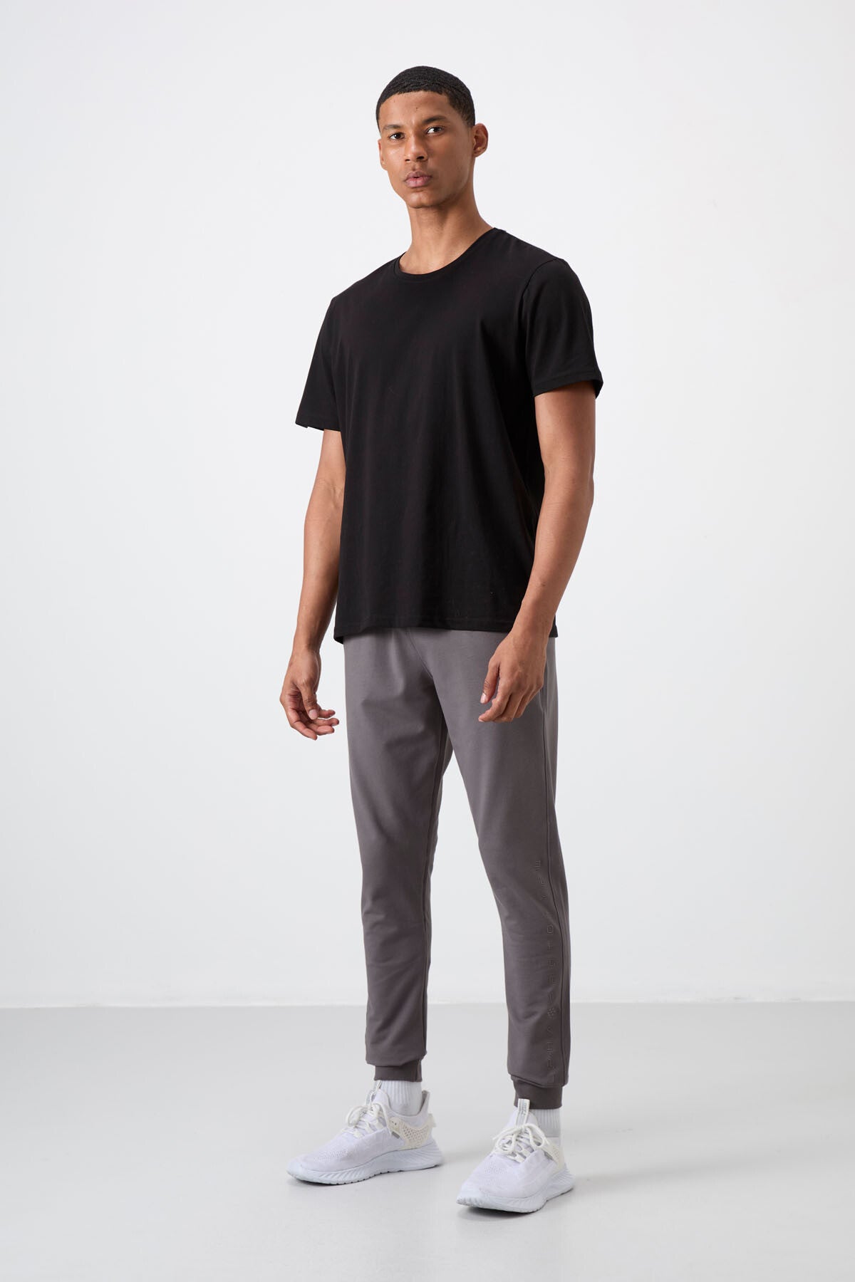 Dark Grey Cotton Soft Textured Standard Fit Embroidered Men's Tracksuit Bottom - 82133